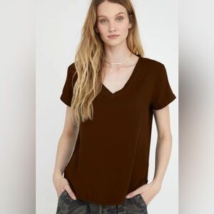 Bella Dahl V-Neck Short Sleeve Tee Coffee Bean